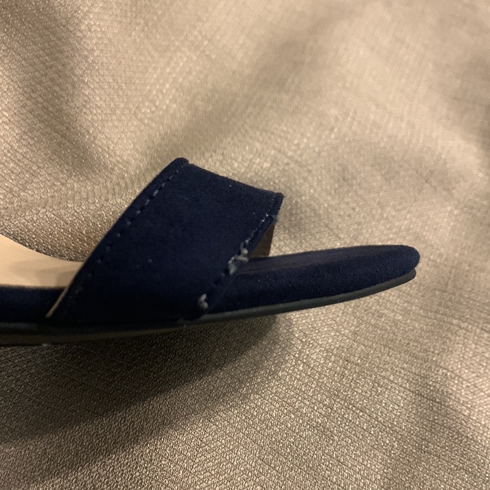 Bandolino Madia 2 Ankle Strap Sandal - Picture 11 of 11